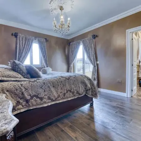 דירה Luxury Pallazzo