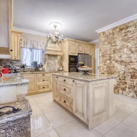 דירה Luxury Pallazzo לובראן