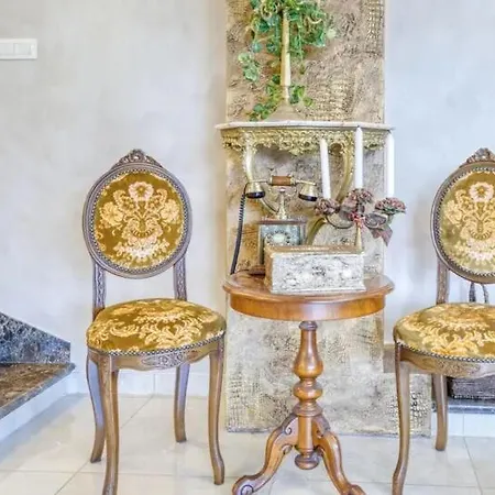 Luxury Pallazzo *