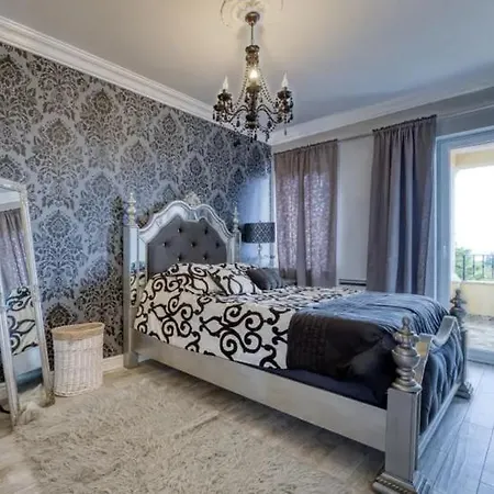 דירה Luxury Pallazzo