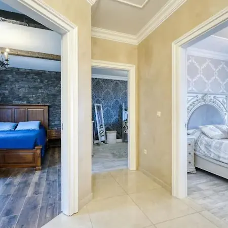 Luxury Pallazzo *