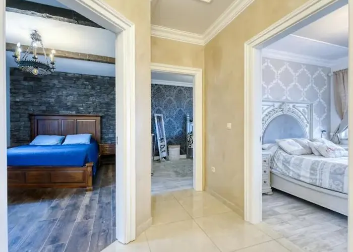 Luxury Pallazzo *