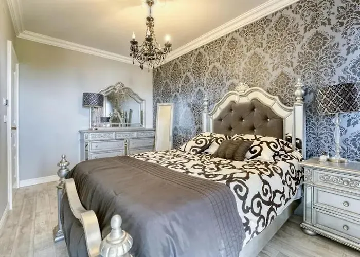 Luxury Pallazzo Laurana